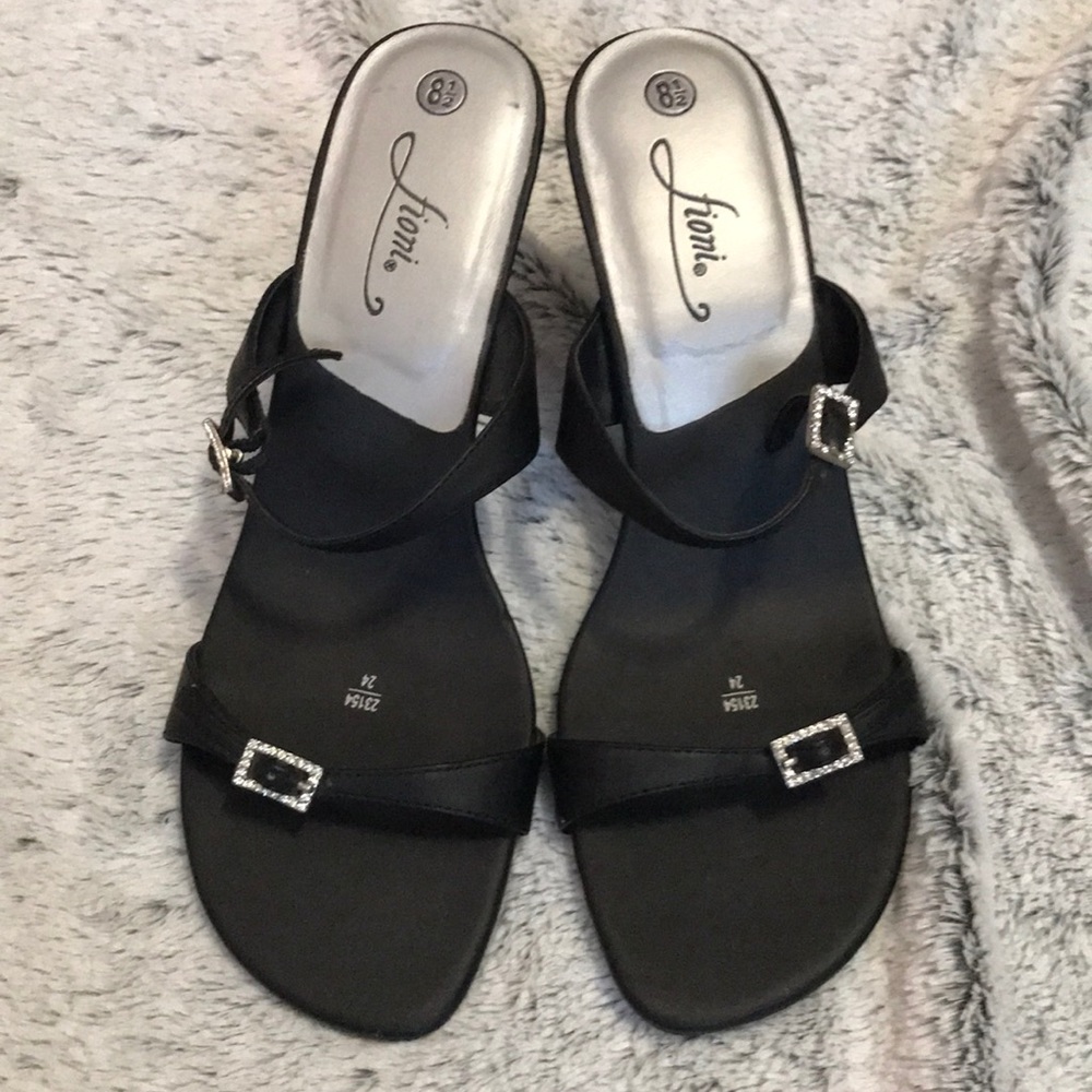 Dressy strapped sandals